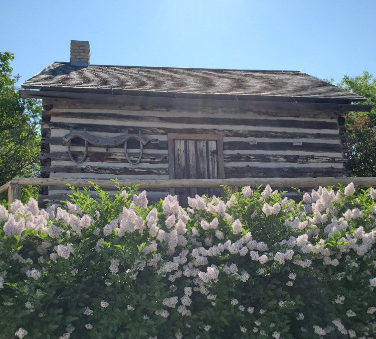 pioneer-schoolhouse-museum-photo
